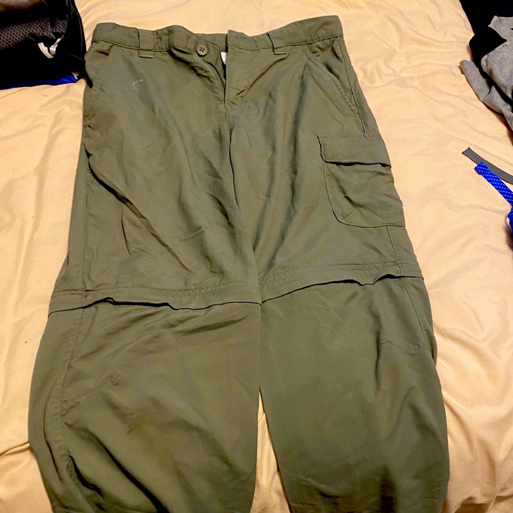 Boys Columbia Omni Shade Zippered pants.